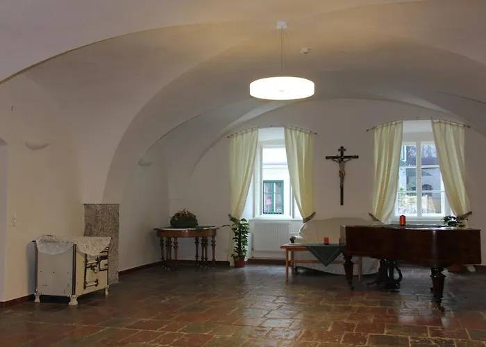 Institut St.Sebastian Hostel Salzburg